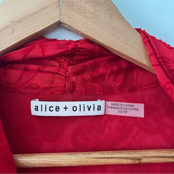 ALICE AND OLIVIA Ruby Red Arie Tie Neck Silk Sleeveless Blouse Size XS - Picture 4 of 8